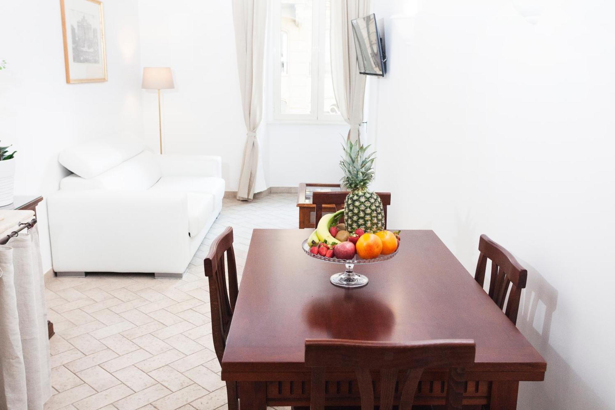 Tritone 91 Apartments Рим Екстериор снимка