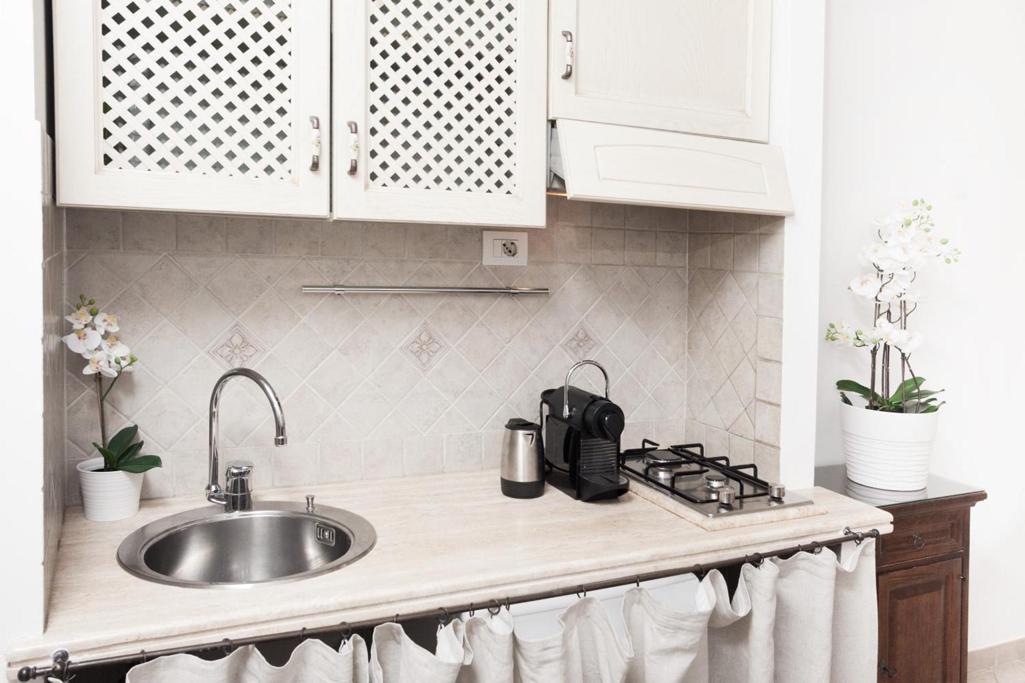 Tritone 91 Apartments Рим Екстериор снимка