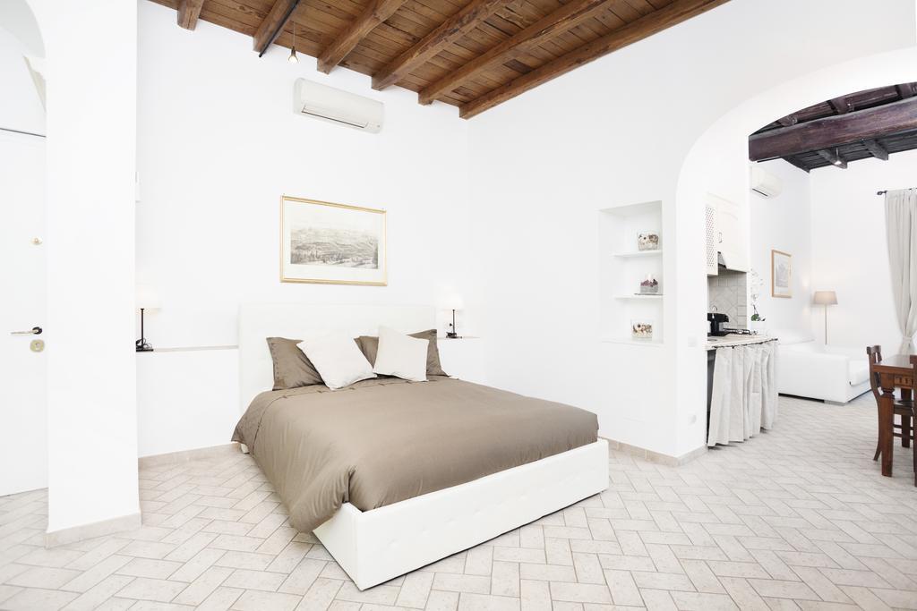 Tritone 91 Apartments Рим Екстериор снимка